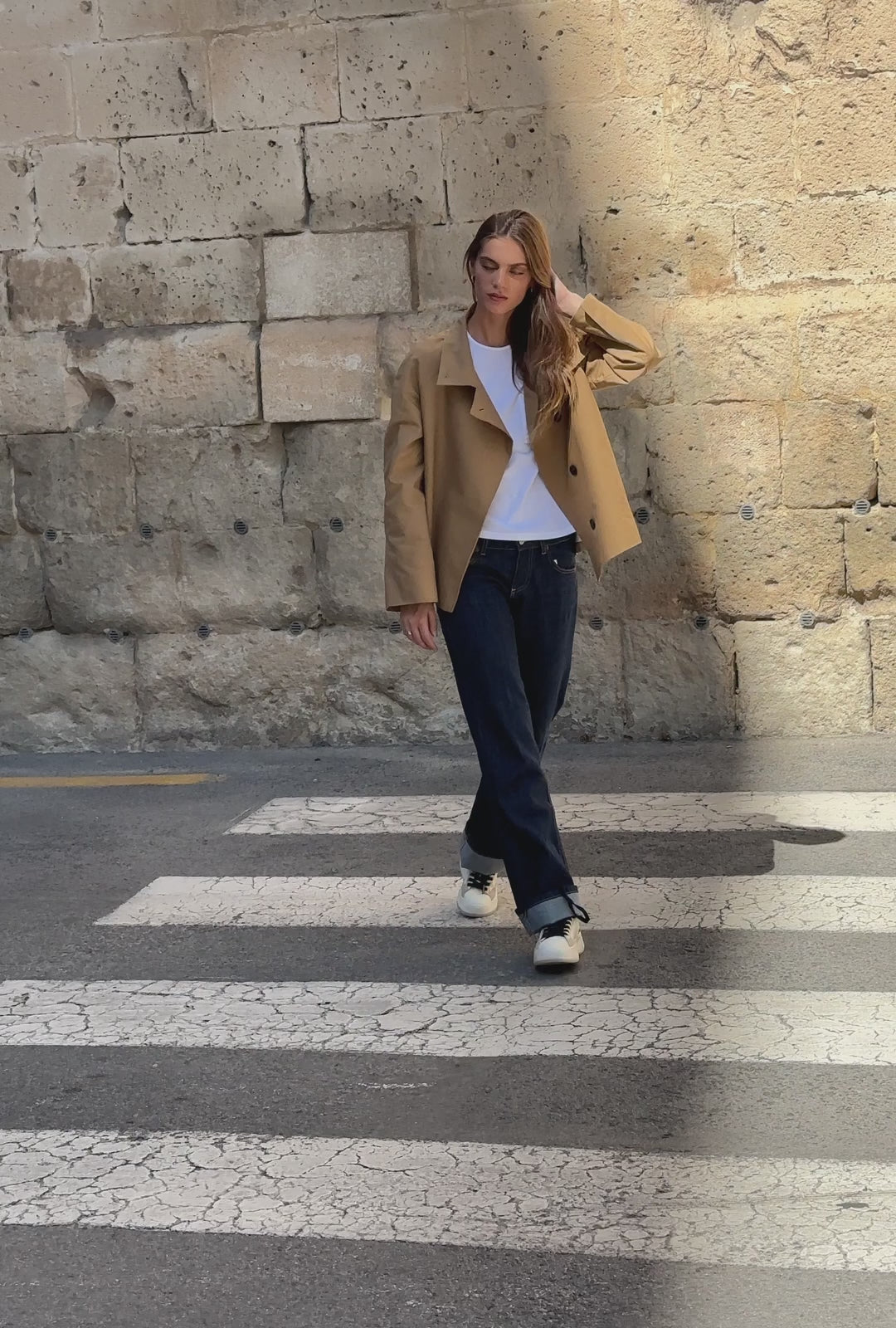 Carica video: Court '74 White / Leopard