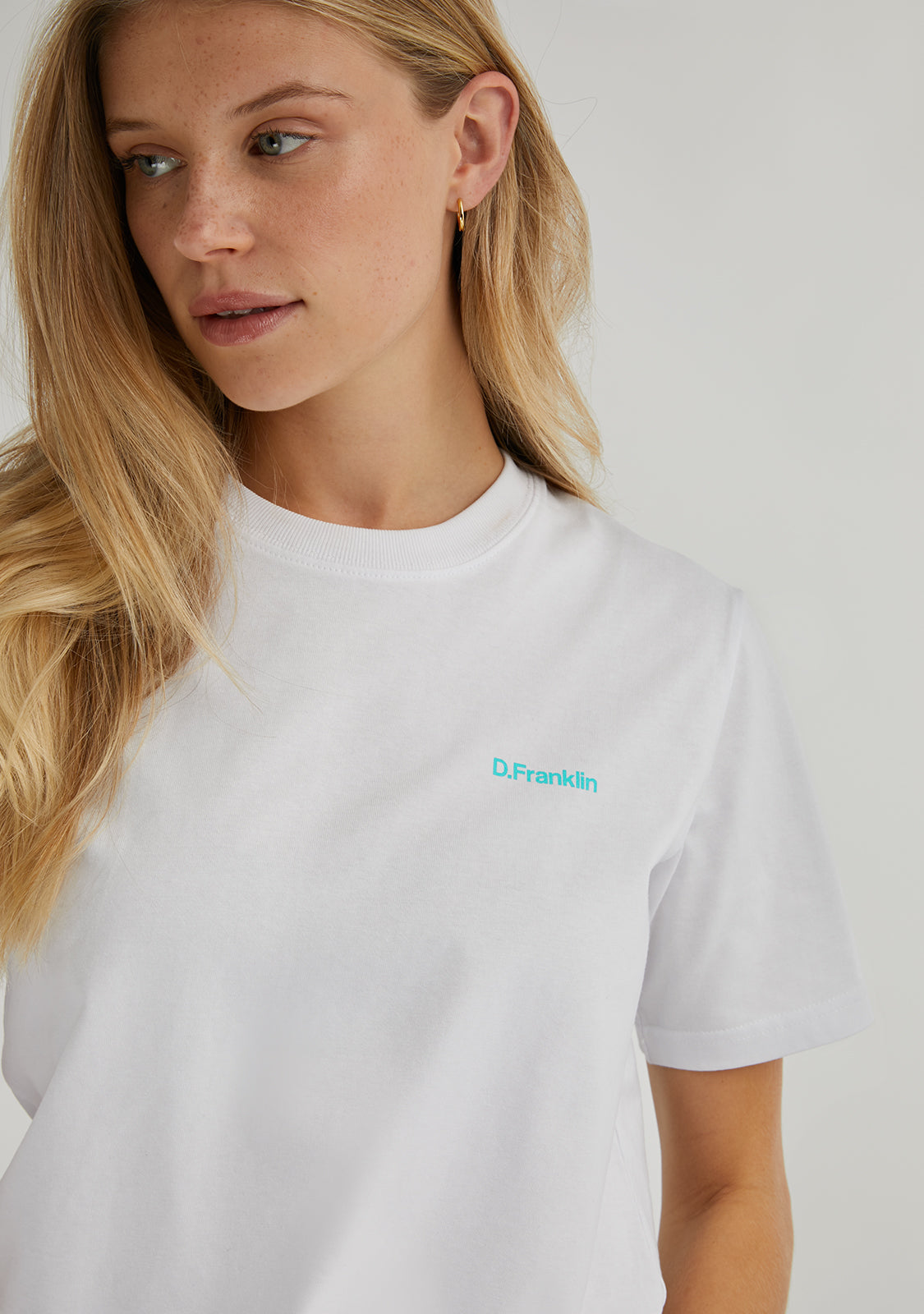 Social Club T-Shirt White / Blue