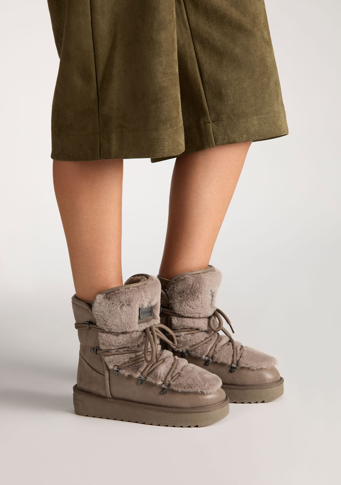 D FRANKLIN ZAPATOS / BOOTS / NORDIC Nordic Trk Fur Taupe