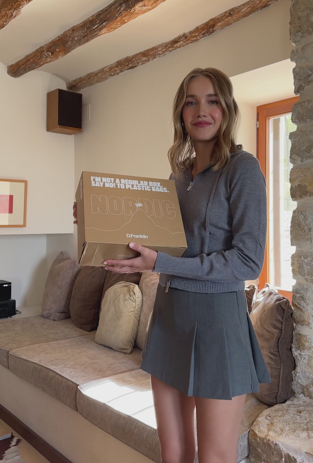 Carica video: Nordic Low Bomb Silver