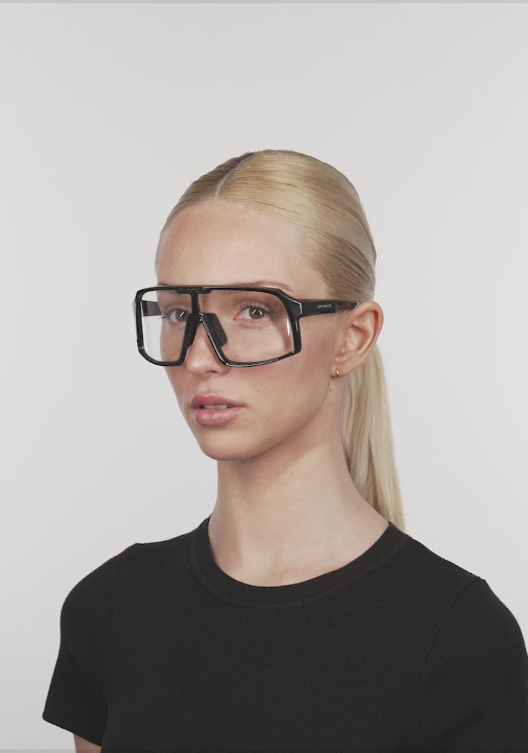 Carica video: Wind Black / Photochromic