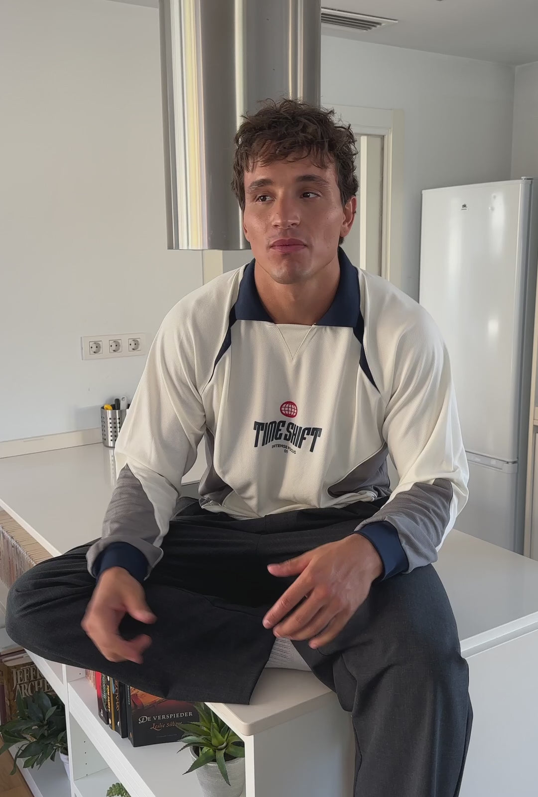 Load video: Aero Sneakers Mesh Black / Grey