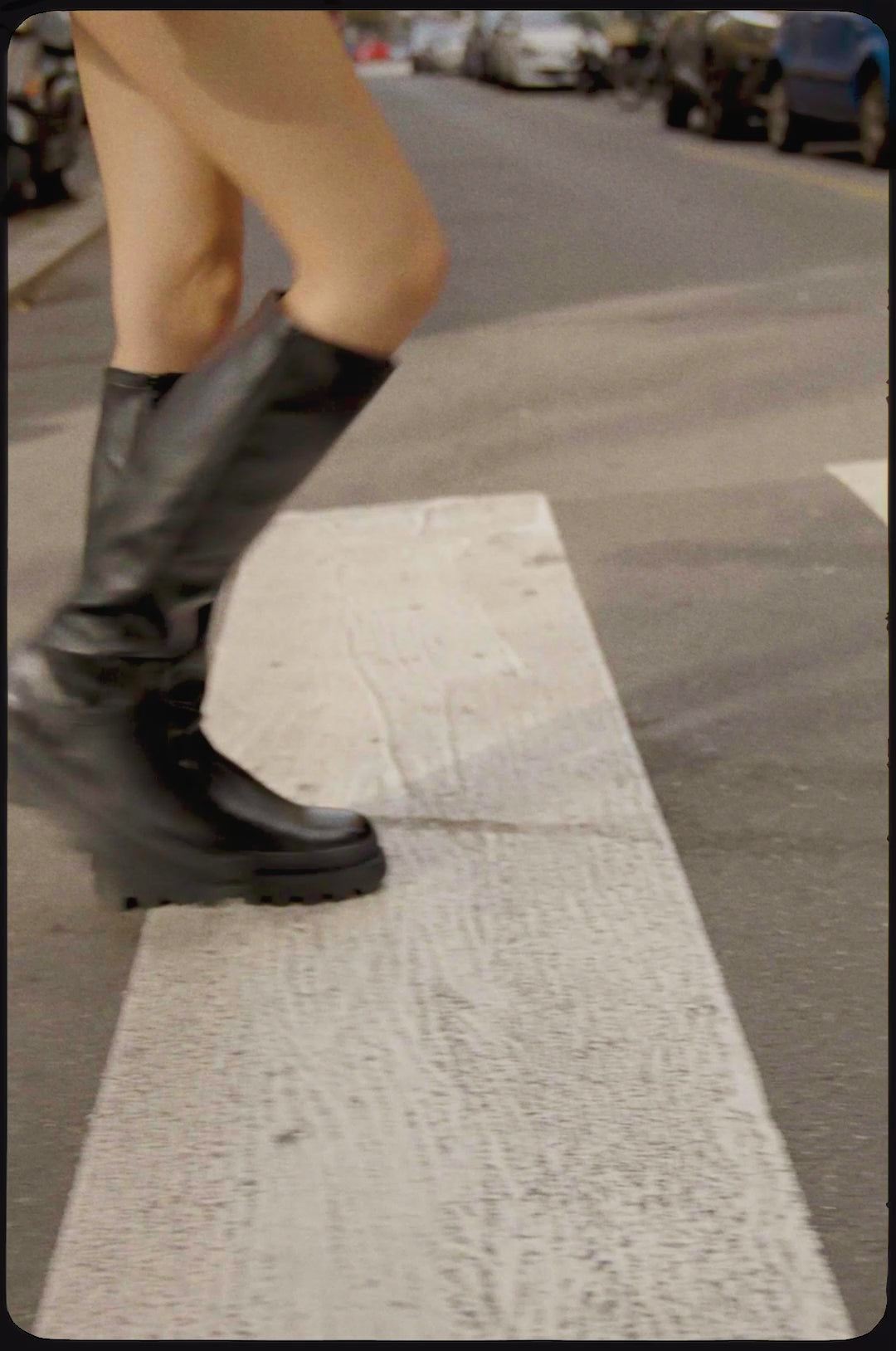 Carica video: All Track High Black